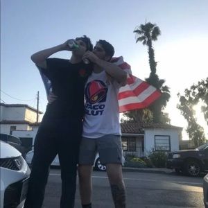 Meet your Posher, Julian